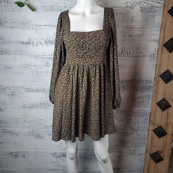 MNG Women Floral Cottage Core Dress Puff Sleeves Size 2 Square Neckline - Picture 9 of 10